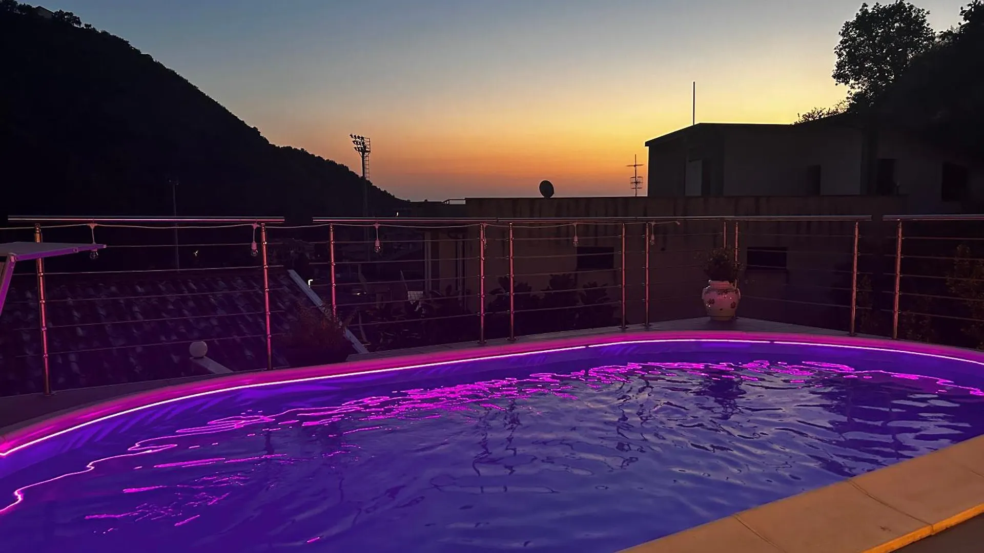 Bed & Breakfast Suite Spa Townhouse Piraino Brolo Italien