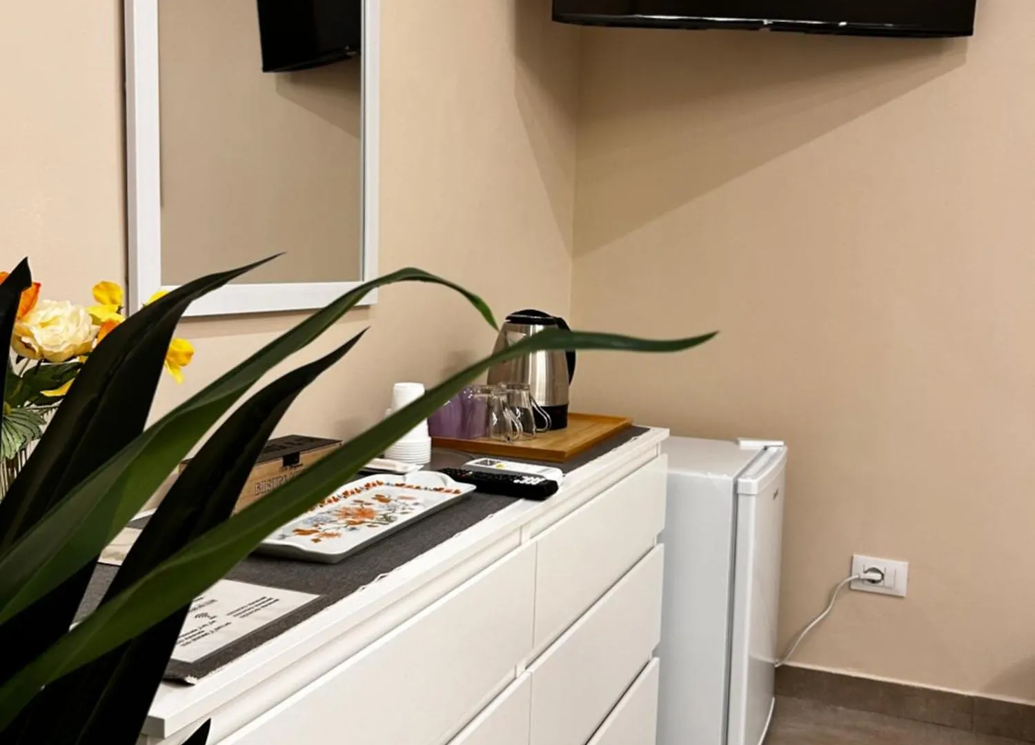 Suite Spa Townhouse Piraino Brolo 0*,  Italien