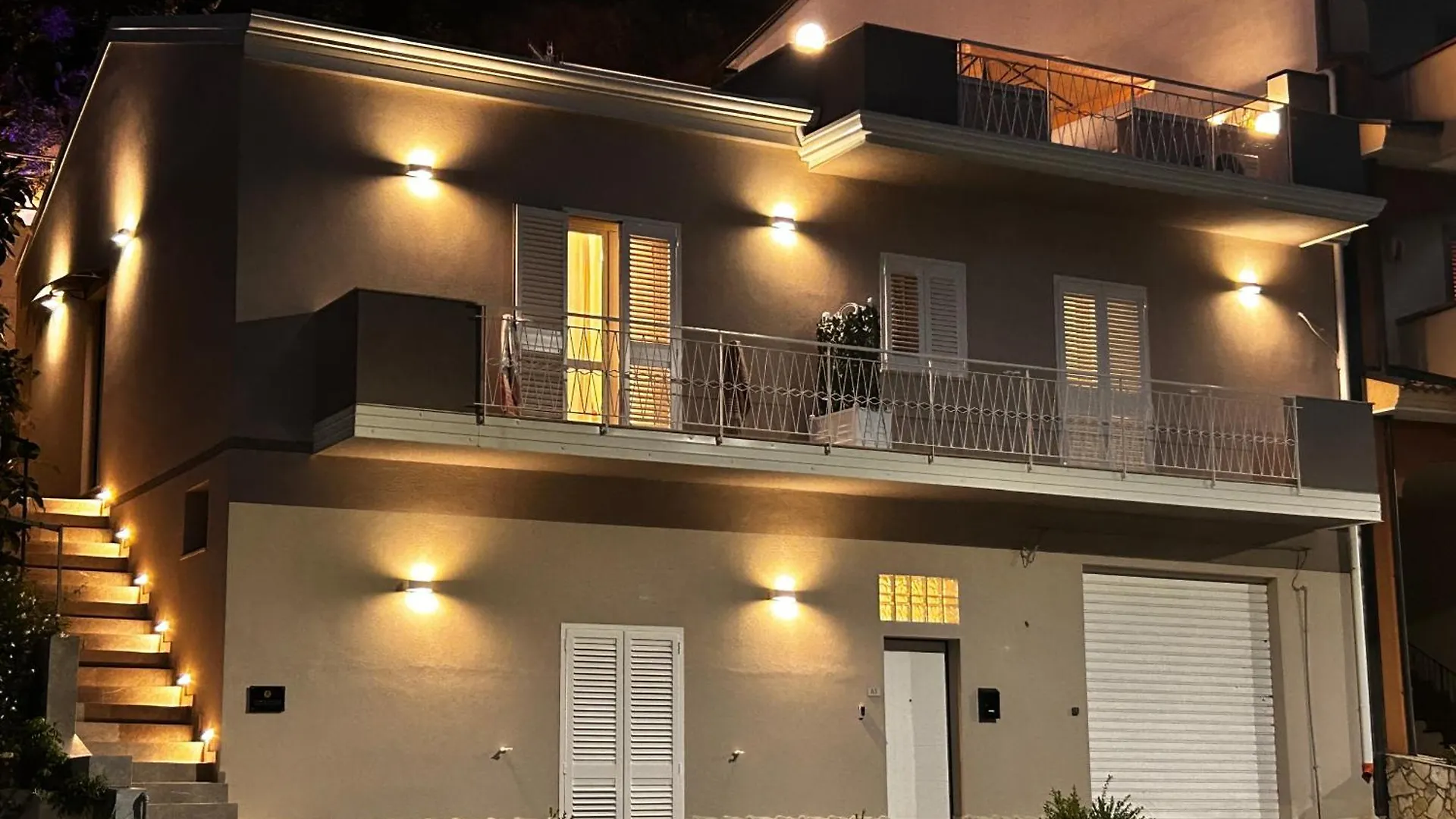 Bed & Breakfast Suite Spa Townhouse Piraino Brolo